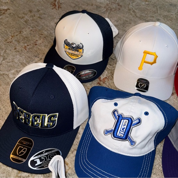 10 hats, 1 visor, 1 beanie, 1 bucket hat - Picture 4 of 8